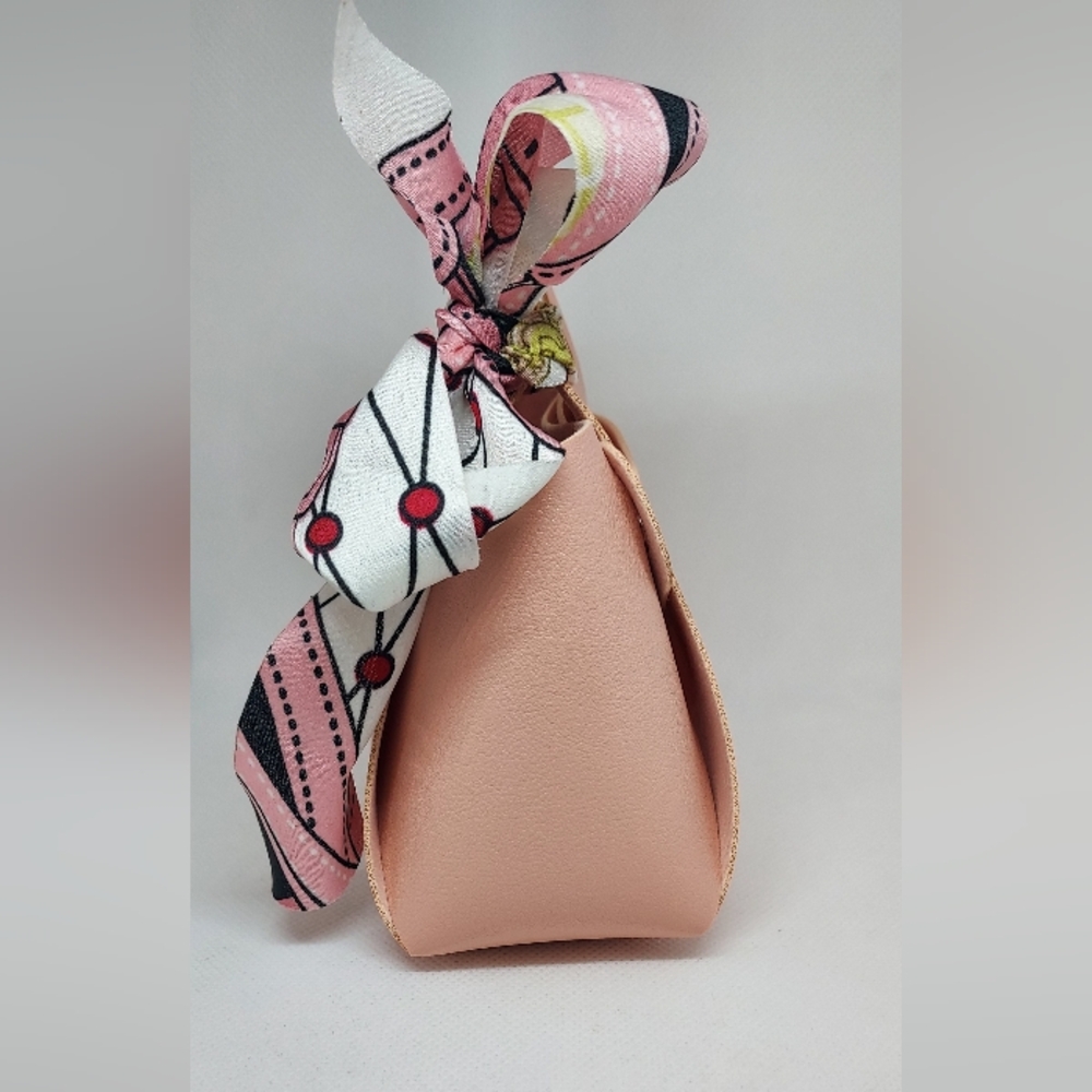 Reinstone Shoe Keychain Charm With Coordinating  Velvet Pouch & Gift Purse~Pink - Picture 8 of 8
